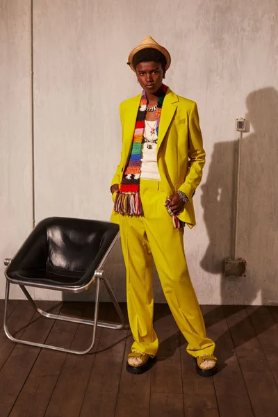 Look 57